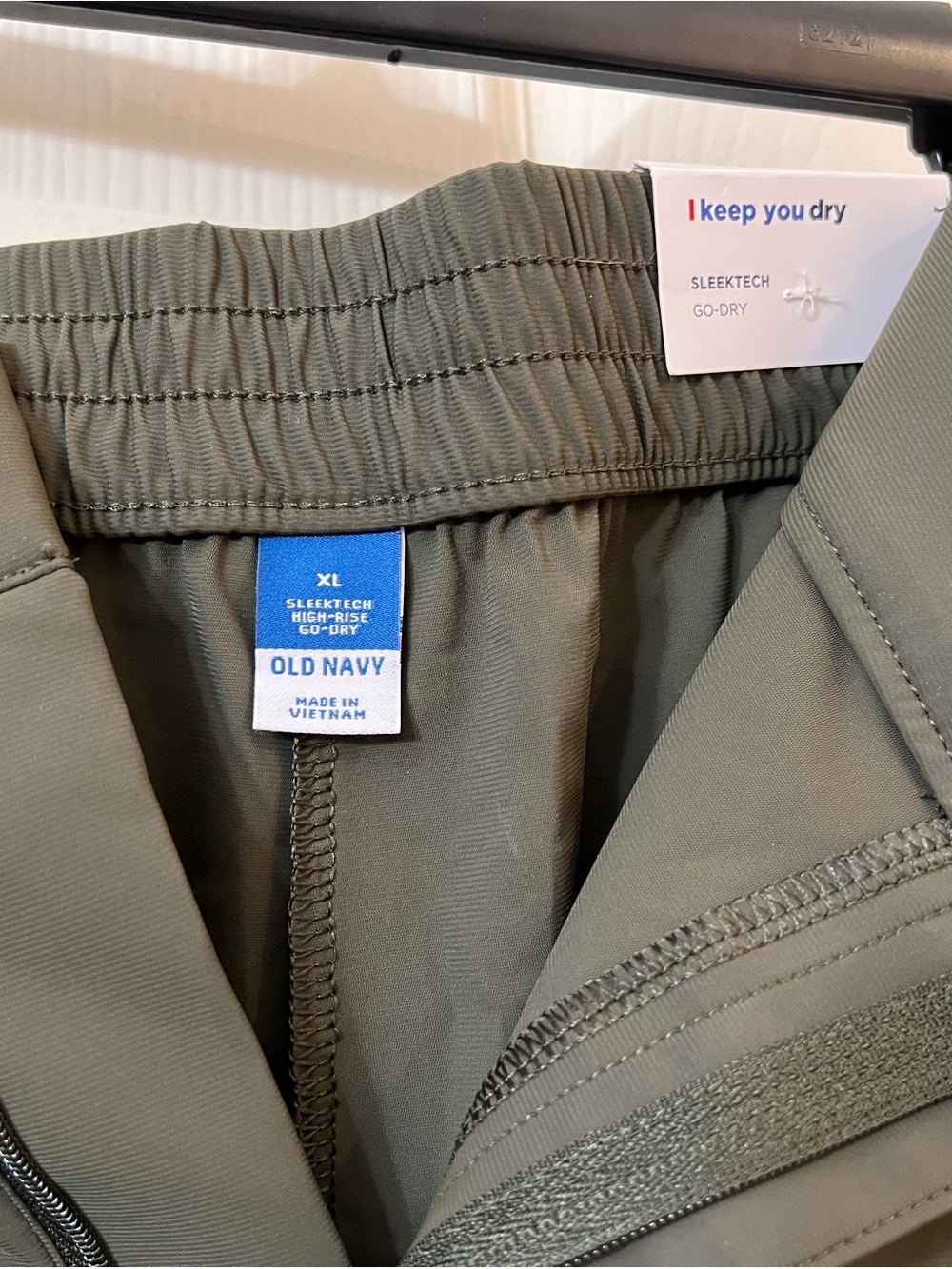 Old Navy Olive Green Pants - Picture 4 of 4